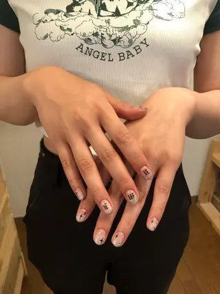 ネイル Nes.Nail所属・Miyagi Asamiのネイルデザイン