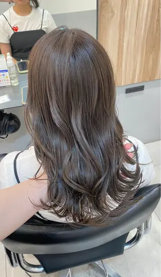 セミロング カラー ヘアアレンジ GOTODAY  神戸三宮店所属・Hatanaka Airiのヘアスタイル