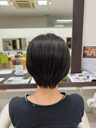 ショート 小達 陽菜のヘアスタイル