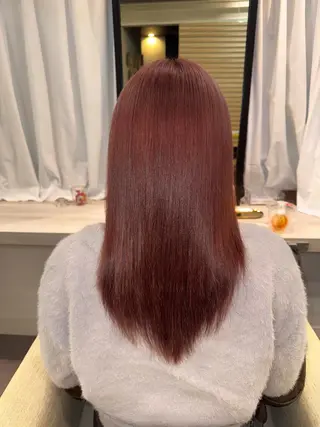 ロング カラー 有木 七海のヘアスタイル