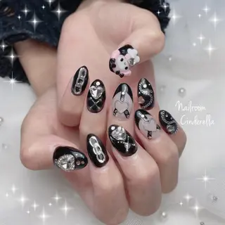 ネイル Nailroom. Cinderellaのネイルデザイン