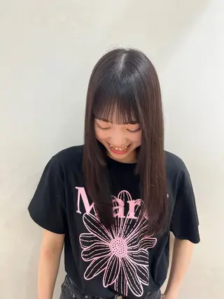 ロング カラー 荒川 三希のヘアスタイル