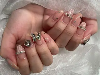 ネイル Roi〈ロワ〉 Minakoのネイルデザイン