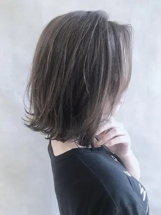 ショート カラー MOU namba ムウナンバのヘアスタイル