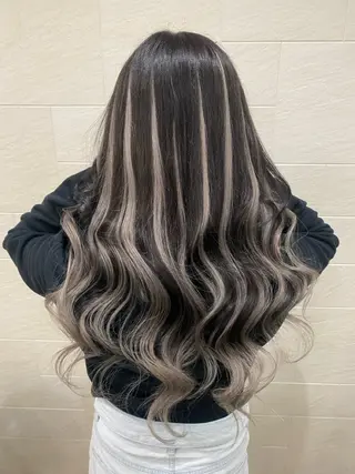 ロング Yurika /グランディールのヘアスタイル