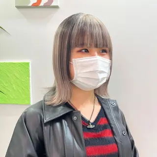 ショート カラー ヘアアレンジ 🧨ブリーチー×ボブ レイヤー💎じゅえるのヘアスタイル