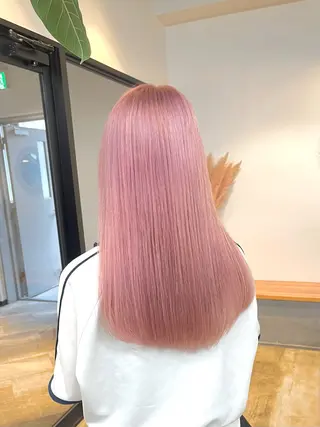 セミロング カラー ハイトーンカラ ー/小川のヘアスタイル