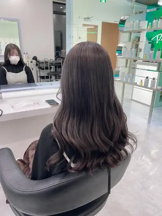 セミロング カラー ヘアアレンジ Ella所属・nana【艶髪】/ レイヤー/縮毛矯正のヘアスタイル