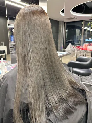 ロング カラー CREST所属・谷口 怜音のヘアスタイル