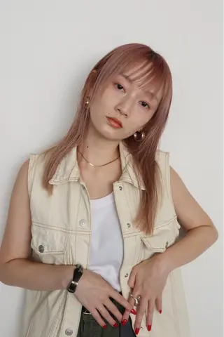 セミロング カラー パーマ ヘアアレンジ メンズ キッズ ネイル マツエク・マツパ アイブロウ SALOWIN梅田茶屋町店所属・ウルフレイヤーカット /チヒロのヘアスタイル