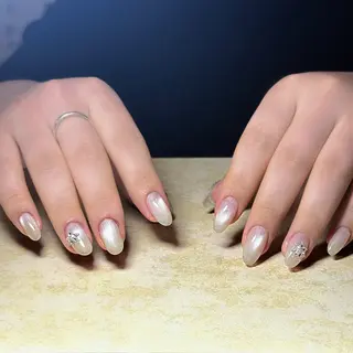 ショート カラー LI XINLUのネイルデザイン