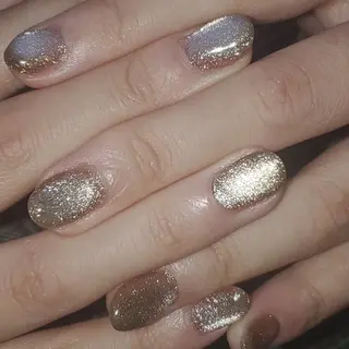 ネイル MOM 原宿店所属・MoM マムネイル原宿のネイルデザイン