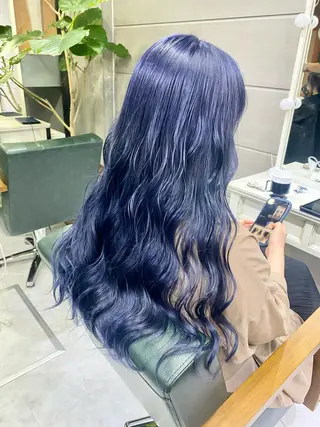 ロング カラー 金子 真悠のヘアスタイル