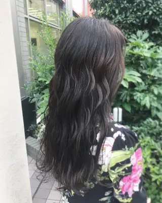 ロング カラー N° jillva ♦️川端裕司♦️のヘアスタイル