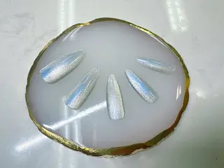 ネイル クイーンズネイル銀座所属・Queeens nailのネイルデザイン