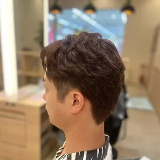 ショート カラー メンズ 毛流れ 癖毛カット/ 英山明未のヘアスタイル