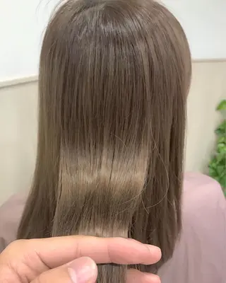 セミロング 月100人以上 髪質改善施術｜谷口のヘアスタイル