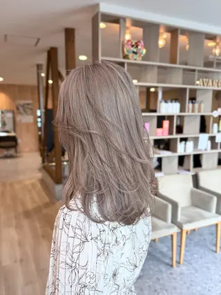 セミロング カラー 透明感特化美容師🌈 神保克行のヘアスタイル