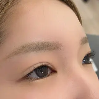 マツエク・マツパ ビューティーアイラッシュココノススキノ店所属・とみた なこのマツエク・マツパデザイン