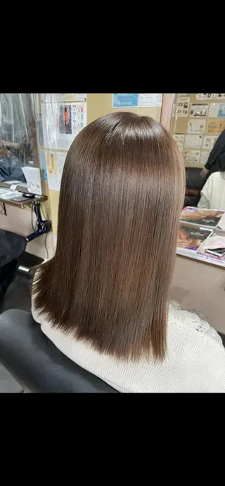 ミディアム カラー パピヨンロゼ メイ 髪質改善/酸性のヘアスタイル