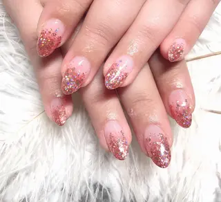 ネイル マジックミラー所属・マジック ミラーのネイルデザイン