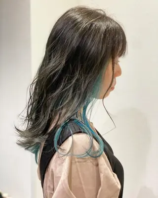 セミロング 💎大人ハイライト 💎上杉一也💎のヘアスタイル