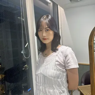 ミディアム カラー ブリーチなし/レイヤ ー特化🌈Tommyのヘアスタイル