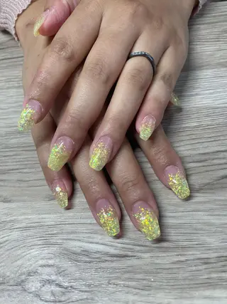 ロング 福岡ネイル ☺︎のネイルデザイン