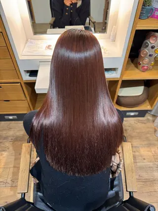 セミロング afloatkobe所属・美髪/髪質改善 川口凌弥のヘアスタイル