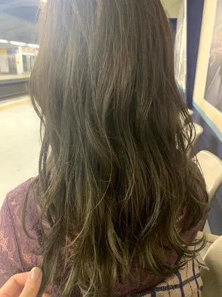 ロング カラー きど さやかのヘアスタイル