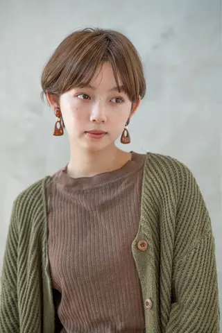 ショート カラー 🉐レイヤー/塩見 弘樹🉐渋谷のヘアスタイル