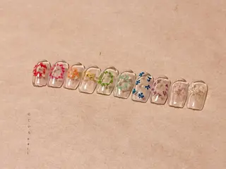 ネイル にじいろ nailのネイルデザイン