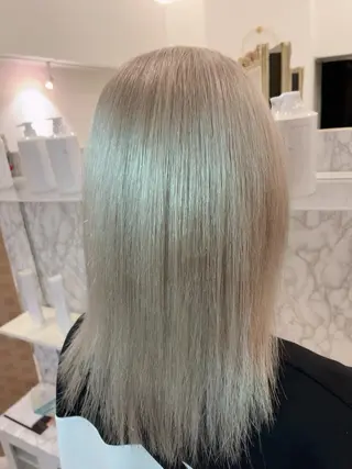 ロング ケアブリーチ&シール エクステの店和田翔莉のヘアスタイル