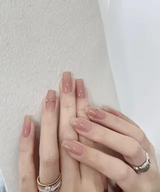 ネイル RAFFINE haru🦋🩵のネイルデザイン