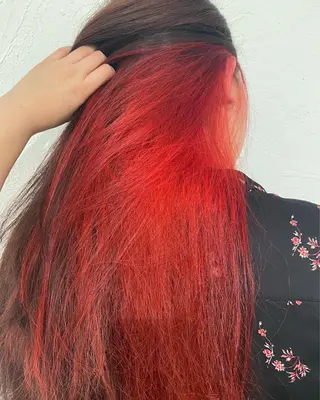 ロング カラー ヘアアレンジ 腰越 麻奈のヘアスタイル