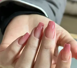 ネイル Naomi nailのネイルデザイン