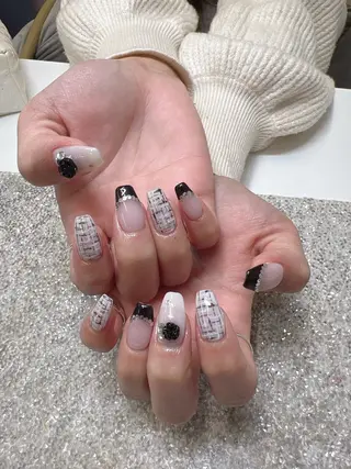 ネイル Guarendo錦糸町店所属・ガレンドウ 白澤 愛子のネイルデザイン