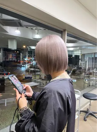 ミディアム 岩岡 つなみのヘアスタイル