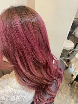 ロング 平 真亜里のヘアスタイル