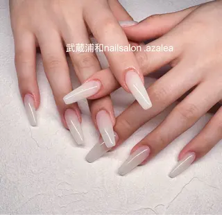 ネイル R inのネイルデザイン