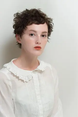 ショート カラー パーマ AND THE BRICKS所属・AND THE BRICKS北川珠紀の眉毛・アイブロウイメージ