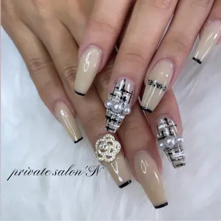 ネイル BINERVA所属・BINERVA nail salonのネイルデザイン