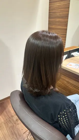 ミディアム カラー 飯塚 優希のヘアスタイル