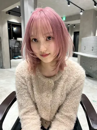 カラー nehus nagaoka所属・🖤複雑履歴ブリーチ Mizuki 🖤のヘアスタイル