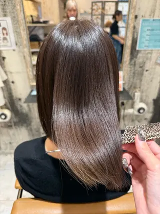 セミロング ヤマダ サクラのヘアスタイル