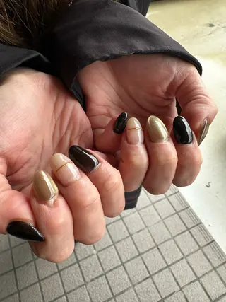 ネイル Sawa ︎︎𓂃⟡.·のネイルデザイン