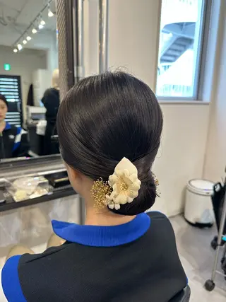 ミディアム ヘアアレンジ ﾚｲﾔｰ/ﾊｲﾄｰﾝ WAKANAのヘアスタイル