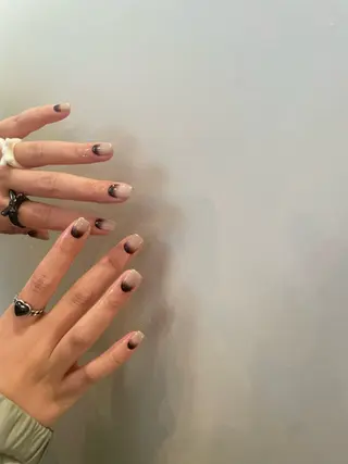 ネイル SALON VILLAGE AOYAMA 2nd.所属・NAKAMURA HARUKAのネイルデザイン