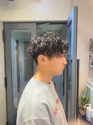 パーマ メンズ kino カット/メンズパーマのヘアスタイル