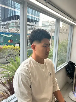 メンズ 吉田 彩人のヘアスタイル